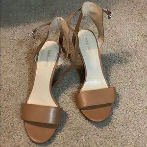 Nine West wedge tan